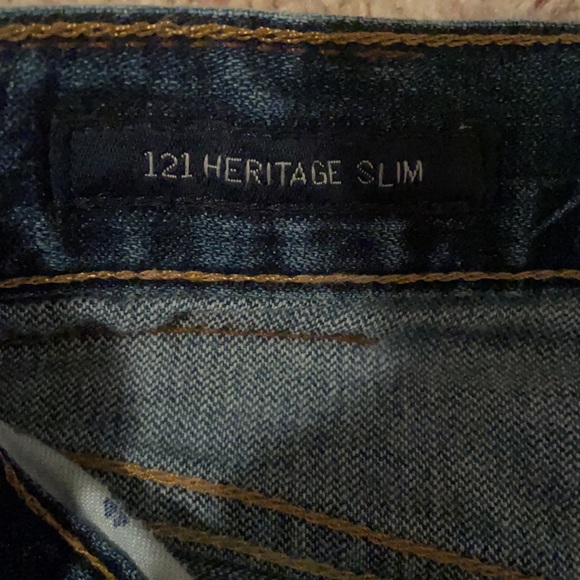 Lucky Brand Jeans. 121 Slim Heritage Fit. - Picture 4 of 5